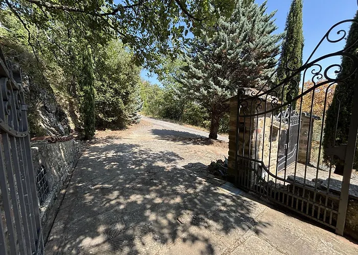 Le Dodici Querce 펜션 코르토나